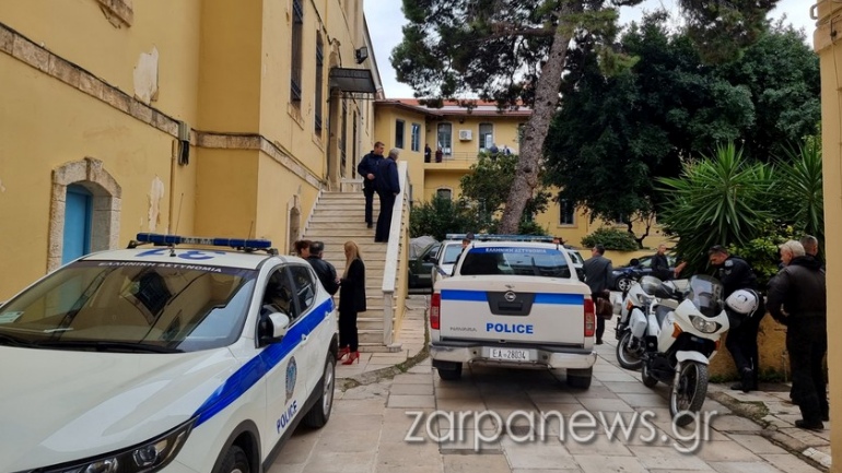 Της επιτέθηκε, τη χτύπησε και της άρπαξε το μωρό: Στο αυτόφωρο 26χρονος Χανιώτης μετά από μήνυση της γυναίκας του