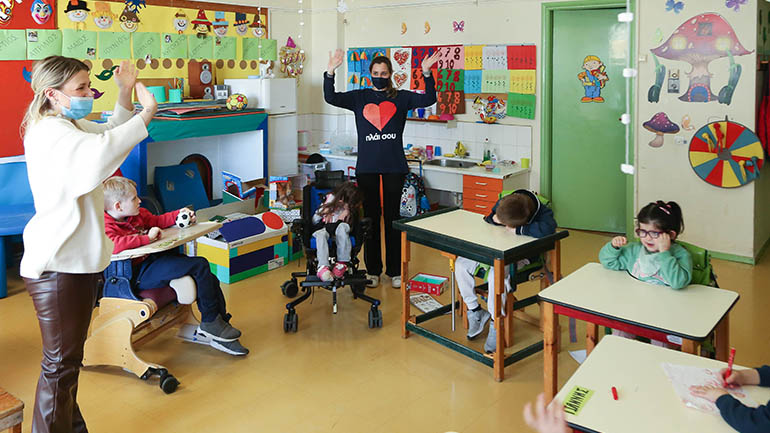 Η Πλαίσιο ενισχύει το έργο του Χατζηπατέρειου Ιδρύματος