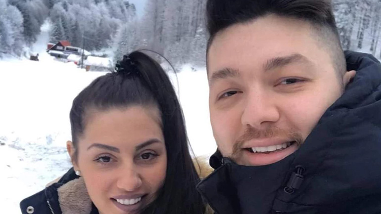 Συγκλονίζει ο σύζυγος της 34χρονης Αθηνάς που σκοτώθηκε στα Τέμπη