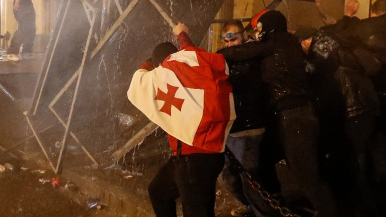 Γεωργία: Το κυβερνών κόμμα απέσυρε το νομοσχέδιο περί «ξένων πρακτόρων»