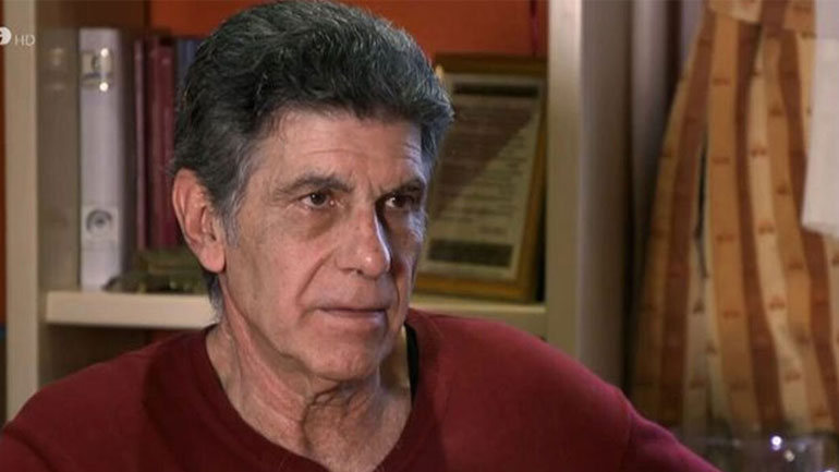 Γιάννης Μπέζος: Η κατάχρηση εξουσίας, το μυστικό του γάμου του και το λάθος που έκανε με την κόρη του