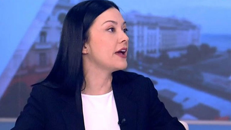 Ξέσπασε η Νάντια Γιαννακοπούλου: «Έλεος! Αφήστε και μια γυναίκα να μιλήσει, τι ασέβεια είναι αυτή»