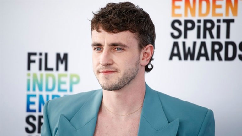 Ο Πολ Μέσκαλ προετοιμάζεται σκληρά για να αναλάβει τον ρόλο του Μονομάχου