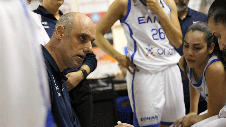 Πρέκας: «Πάνω σε γερές βάσεις χτίζεται η Εθνική Γυναικών»