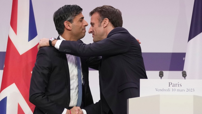 Μακρόν και Σούνακ επισφράγισαν τη συνεργασία τους για το μεταναστευτικό