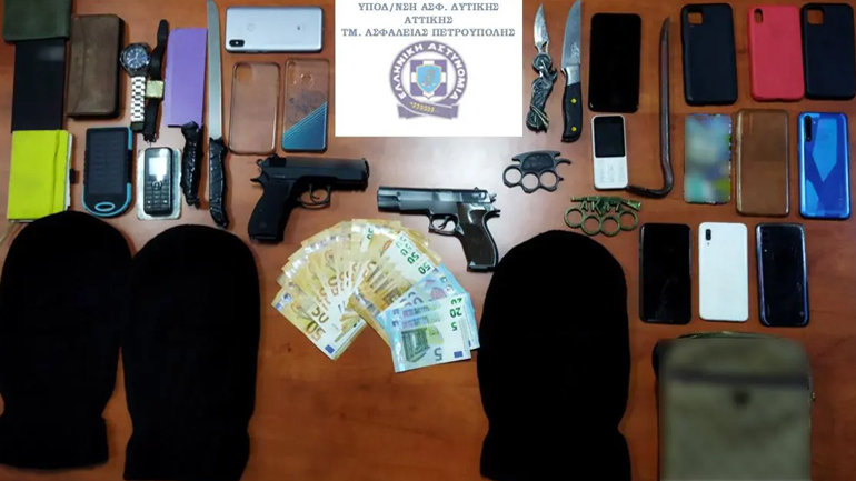 Εξαρθρώθηκε συμμορία που λήστευε ανήλικους στη Δυτ. Αττική – Ανέβαζαν βίντεο στο Tik Tok