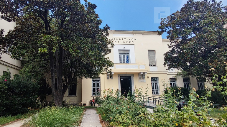 Βόλος: Ξυλοκόπησε την πεθερά του και απείλησε να σκοτώσει την ίδια και το παιδί του