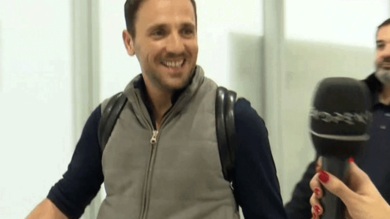 Νίκος Βέρτης: Η απάντηση μετά τα σχόλια που δέχτηκε επειδή τραγούδησε εν μέσω πένθους για τα Τέμπη