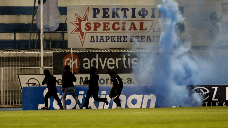 Ατρόμητος – Παναθηναϊκός: Επεισόδια και διακοπή στο Περιστέρι