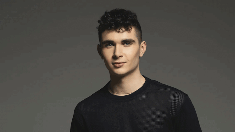 Eurovision 2023: Ακούστε το τραγούδι της Ελλάδας που ερμηνεύει ο Victor Vernicos