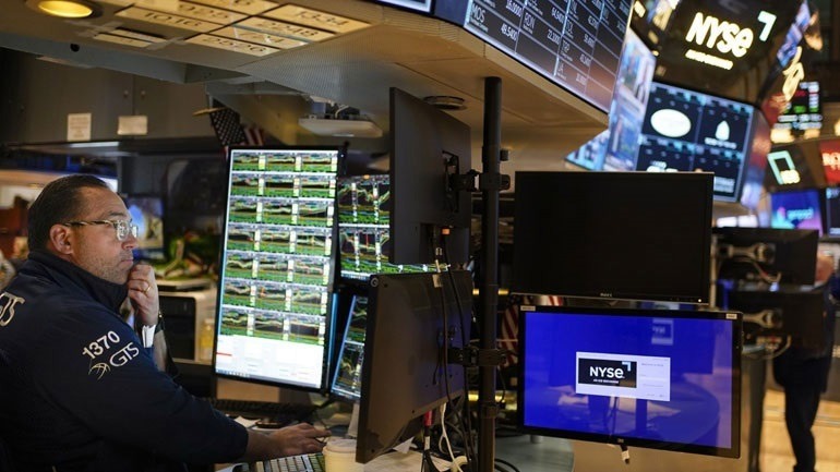 Μεικτά πρόσημα στη Wall Street