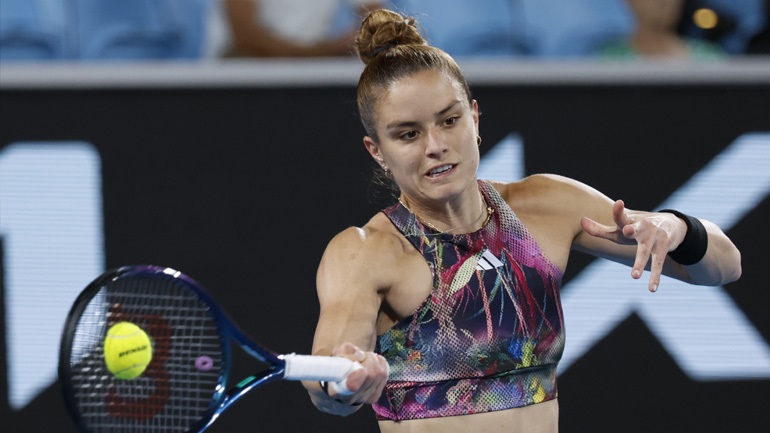 Σάκκαρη: «Το κορτ στο Ντουμπάι “βόλευε” την Πλίσκοβα»