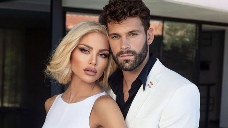 Στάθης Σχίζας – Αλεξάνδρα Παναγιώταρου: Στην Τήνο για προσκύνημα μετά τις φήμες για τρίτο πρόσωπο