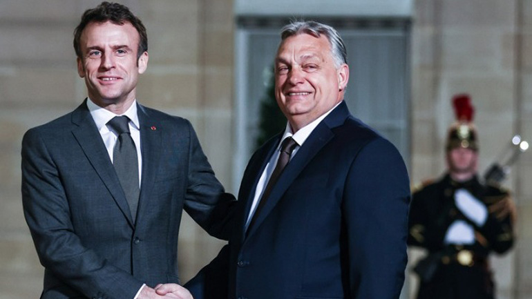 Για το κράτος δικαίου και την «ενότητα» έναντι της Ρωσίας συζήτησαν Μακρόν και Όρμπαν