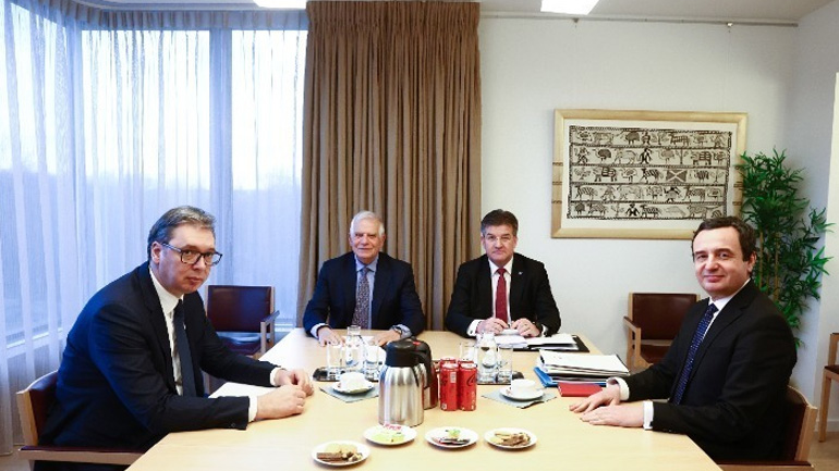 Διήμερη επίσκεψη Λάιτσακ στο Βελιγράδι – Το ευρωπαϊκό σχέδιο για το Κόσοβο στο επίκεντρο των συνομιλιών