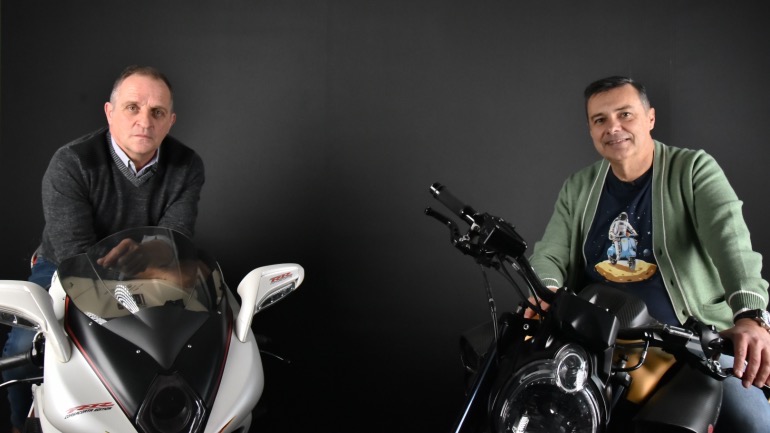 Ο Φάνης Στρωματιάς έρχεται στα “PITS” με τον Δημήτρη Διατσίδη Ο Φάνης Στρωματιάς έρχεται στα “PITS” με τον Δημήτρη Διατσίδη