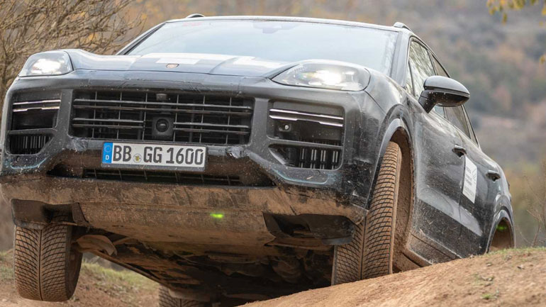 Ετοιμάζει νέο 7θέσιο ηλεκτρικό SUV η Porsche – Πότε θα δούμε την ηλεκτρική Cayenne;