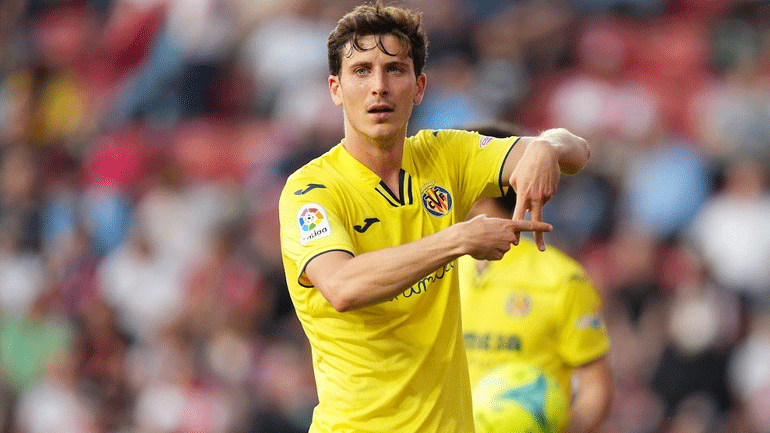 Άστον Βίλα: Συμφωνία με τον Τόρες για το καλοκαίρι