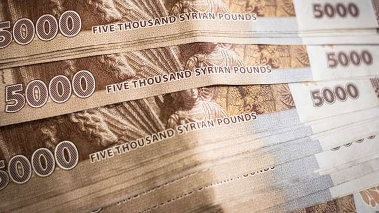 Λίβανος: Ισοτιμία ρεκόρ για το εθνικό νόμισμα: 100.000 λίρες προς ένα δολάριο