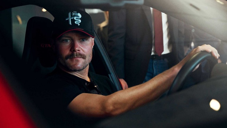 Ο Valtteri Bottas οδηγεί Alfa Romeo και εκτός πίστας – Ποιο μοντέλο επέλεξε;