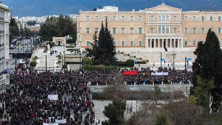 Οι εργαζόμενοι πέταξαν στο κενό την προβοκάτσια του Υπουργείου Εσωτερικών