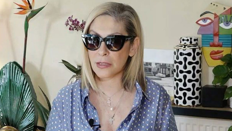 Έφη Σαρρή: «Πώς θα μπορούσε να με αντέξει ένα μοναστήρι; Είμαι τόσο αμαρτωλή!» Έφη Σαρρή: «Πώς θα μπορούσε να με αντέξει ένα μοναστήρι; Είμαι τόσο αμαρτωλή!»