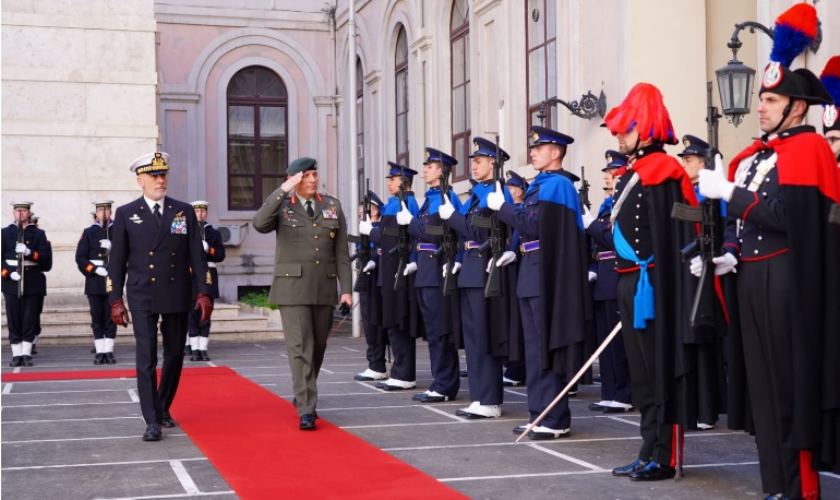 Συνάντηση Αρχηγού ΓΕΕΘΑ με τον διοικητή των ιταλικών δυνάμεων διακλαδικών επιχειρήσεων