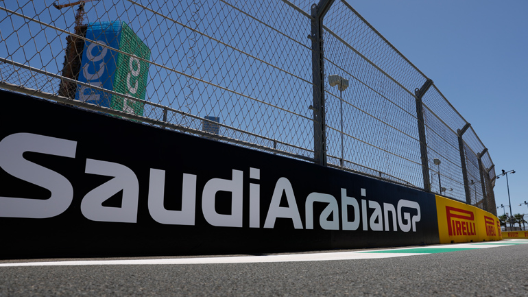 F1: Το απόγευμα ξεκινούν τα ανεπίσημα δοκιμαστικά στη γρήγορη πίστα της Τζέντα