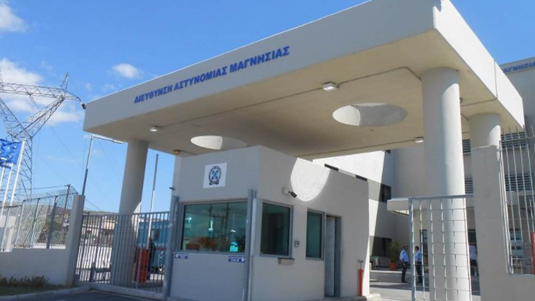 Βόλος: Απόδραση 48χρονου από τα κρατητήρια της αστυνομίας – Εντοπίστηκε μετά από 4 ώρες