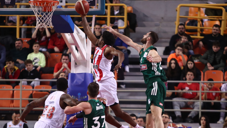 Μπάσκετ: Όλα τα φώτα στο ντέρμπι των «αιωνίων»