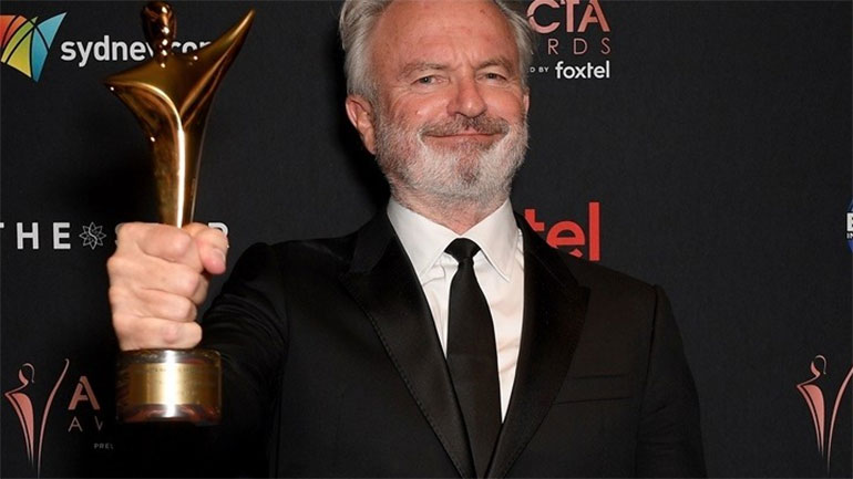 Ο ηθοποιός Σαμ Νιλ αποκαλύπτει πως δίνει μάχη με τον καρκίνο