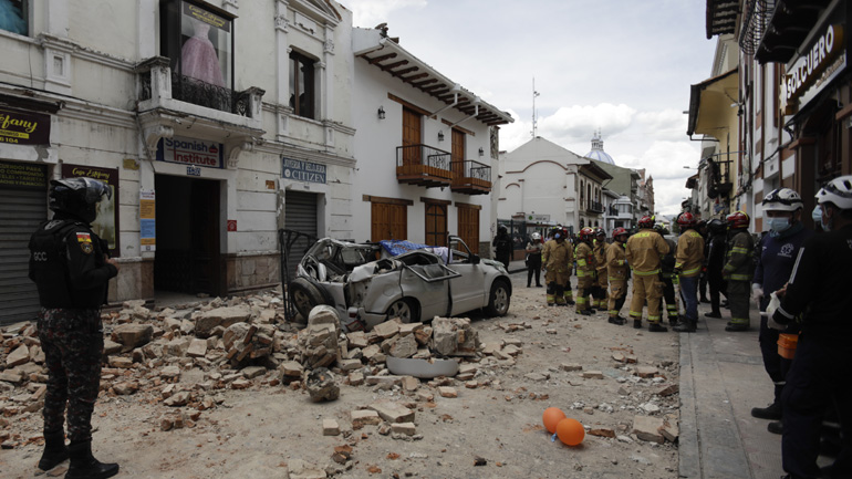 Ισημερινός: Τουλάχιστον 15 νεκροί από τον σεισμό των 6,8 Ρίχτερ