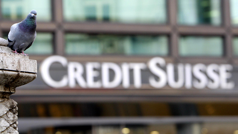 Εξαγορά της Credit Suisse από την UBS μεθοδεύει η Ελβετία