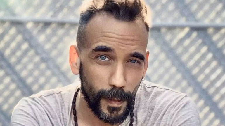 Πάνος Μουζουράκης: Η εμφάνιση με τη σύντροφό του μετά τις φήμες εγκυμοσύνης