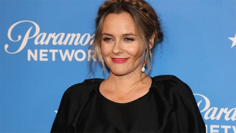 Αλίσια Σιλβερστόουν: «Θα έκανα τα πάντα με τον Μπρένταν Φρέιζερ»