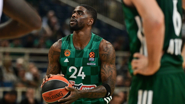 Μπέικον: «Βλέπω τον εαυτό μου πολλά χρόνια στην Ελλάδα αν συνεχίσω να παίζω»