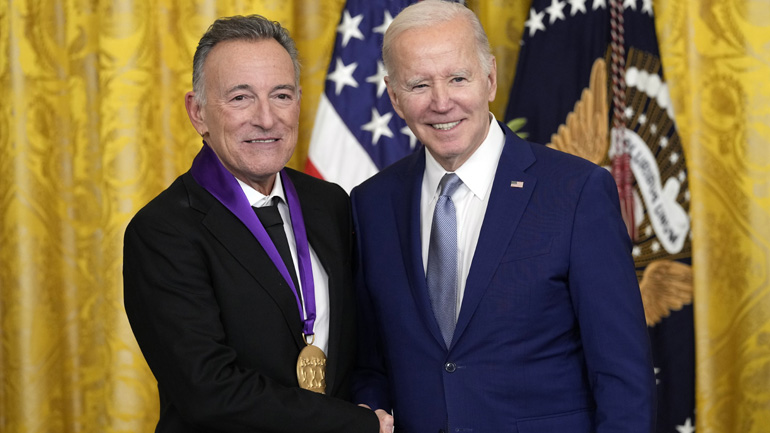 Ο Μπάιντεν αφήνει ξανά να εννοηθεί πως θα είναι υποψήφιος στις εκλογές του 2024