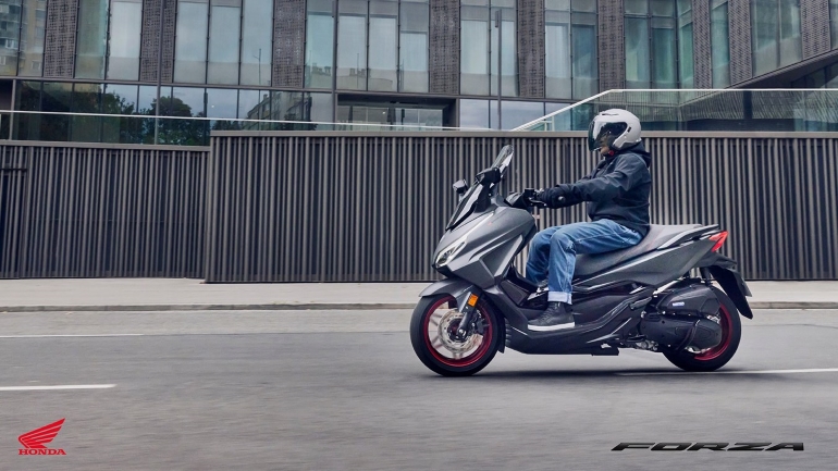 Το νέο Honda Forza 125 του 2023 – Με πολλές αναβαθμίσεις