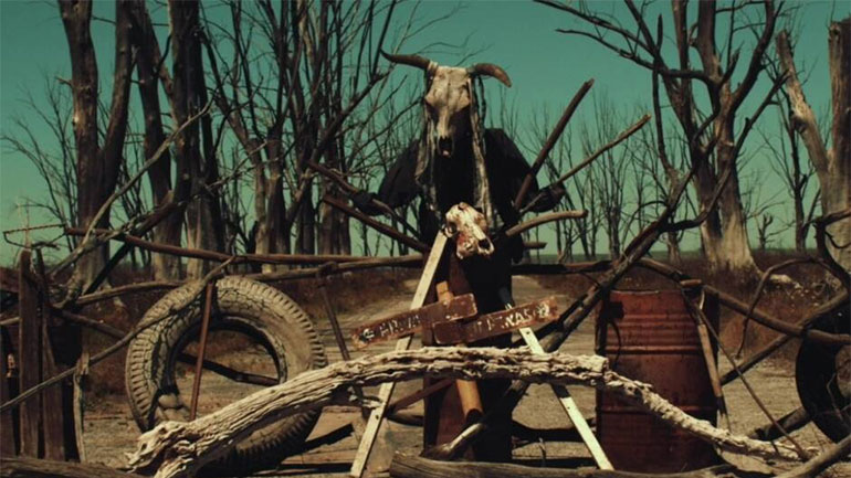 «Οι Ξεχασμένοι»: Μια ταινία τρόμου βγαλμένη από μια εγκαταλειμμένη λουτρόπολη της Αργεντινής