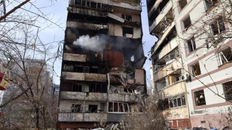 Τουλάχιστον επτά νεκροί από ρωσικές αεροπορικές επιδρομές στην Ουκρανία