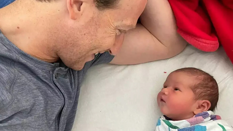 Για τρίτη φορά πατέρας ο Μαρκ Ζούκερμπεργκ Για τρίτη φορά πατέρας ο Μαρκ Ζούκερμπεργκ