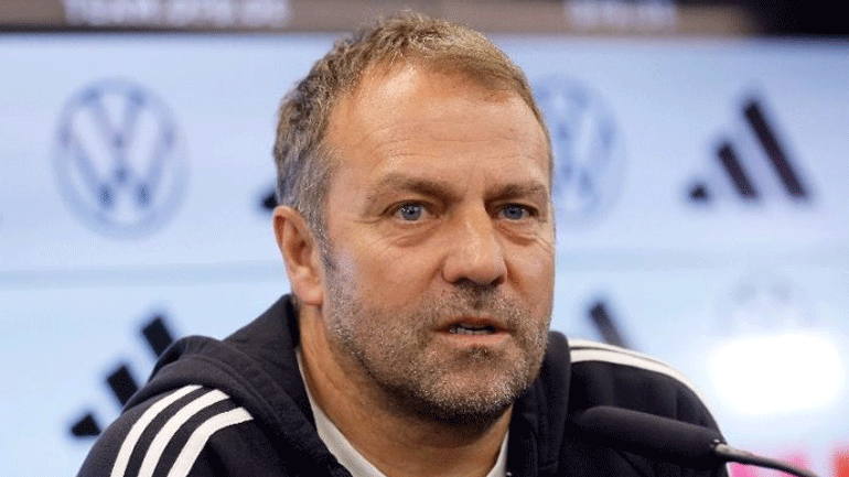 Φλικ: «Με δύο επιθετικούς η εθνική κόντρα στο Περού»