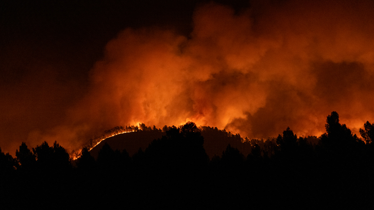 Εκτός ελέγχου η πρώτη μεγάλη πυρκαγιά της χρονιάς στην Ισπανία