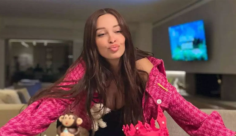 Ελένη Φουρέιρα: H καθημερινότητά της ως εργαζόμενη μητέρα μέσα από 7 φωτογραφίες