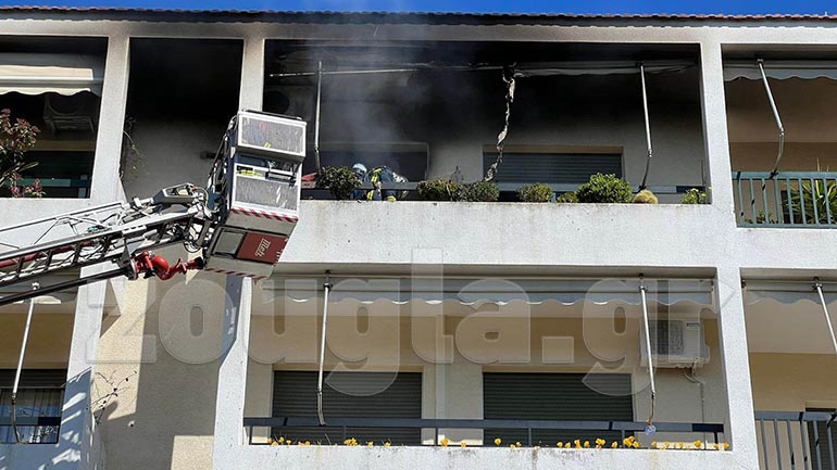 Φωτιά σε διαμέρισμα στου Παπάγου
