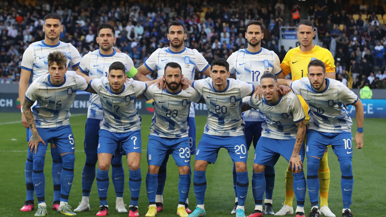 Η «απάντηση» της ΕΠΟ για τη νέα φανέλα της Εθνικής μας