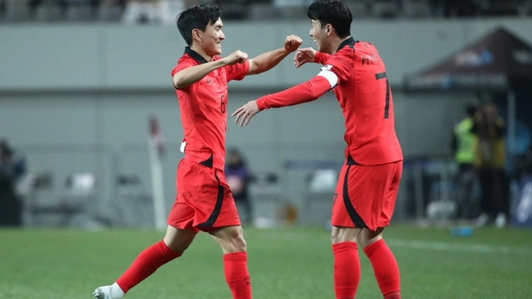 Ο Χουάνγκ σκόραρε στο φιλικό της Νότιας Κορέας κόντρα στην Ουρουγουάη!