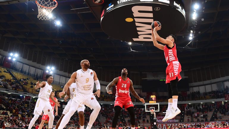 Euroleague: «Κλείδωσε» το πλεονέκτημα έδρας ο Ολυμπιακός, νίκησε 81-55 τη Βιλερμπάν