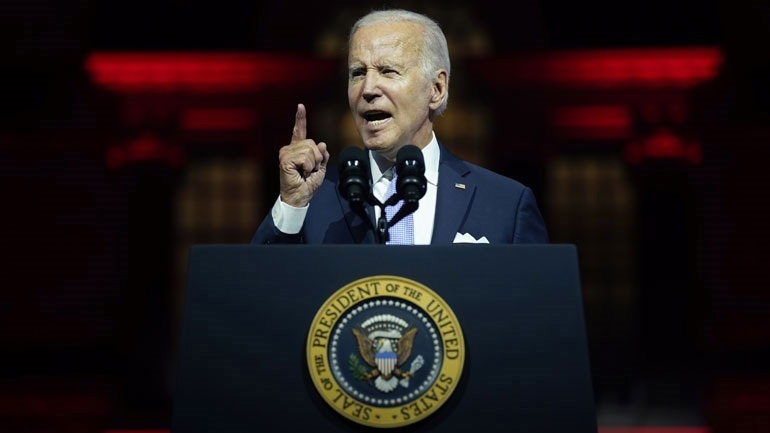 Μπάιντεν:  Η αναγγελία της Ρωσίας πως θα αναπτύξει πυρηνικά όπλα στη Λευκορωσία είναι «επικίνδυνη»