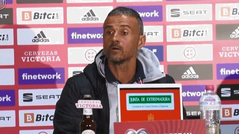 Λουίς Ενρίκε: «Θα ήθελα να δουλέψω στην Premier League»